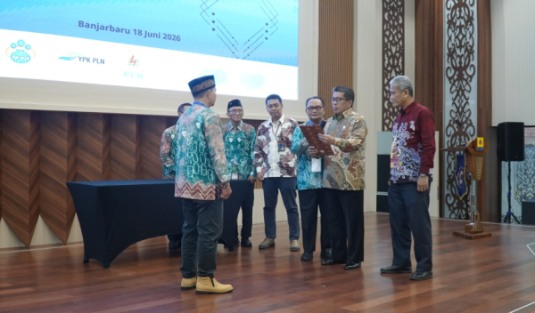 Ketum IKPLN Lantik Ketua IKPLN Daerah KSKT 2026 - 2030